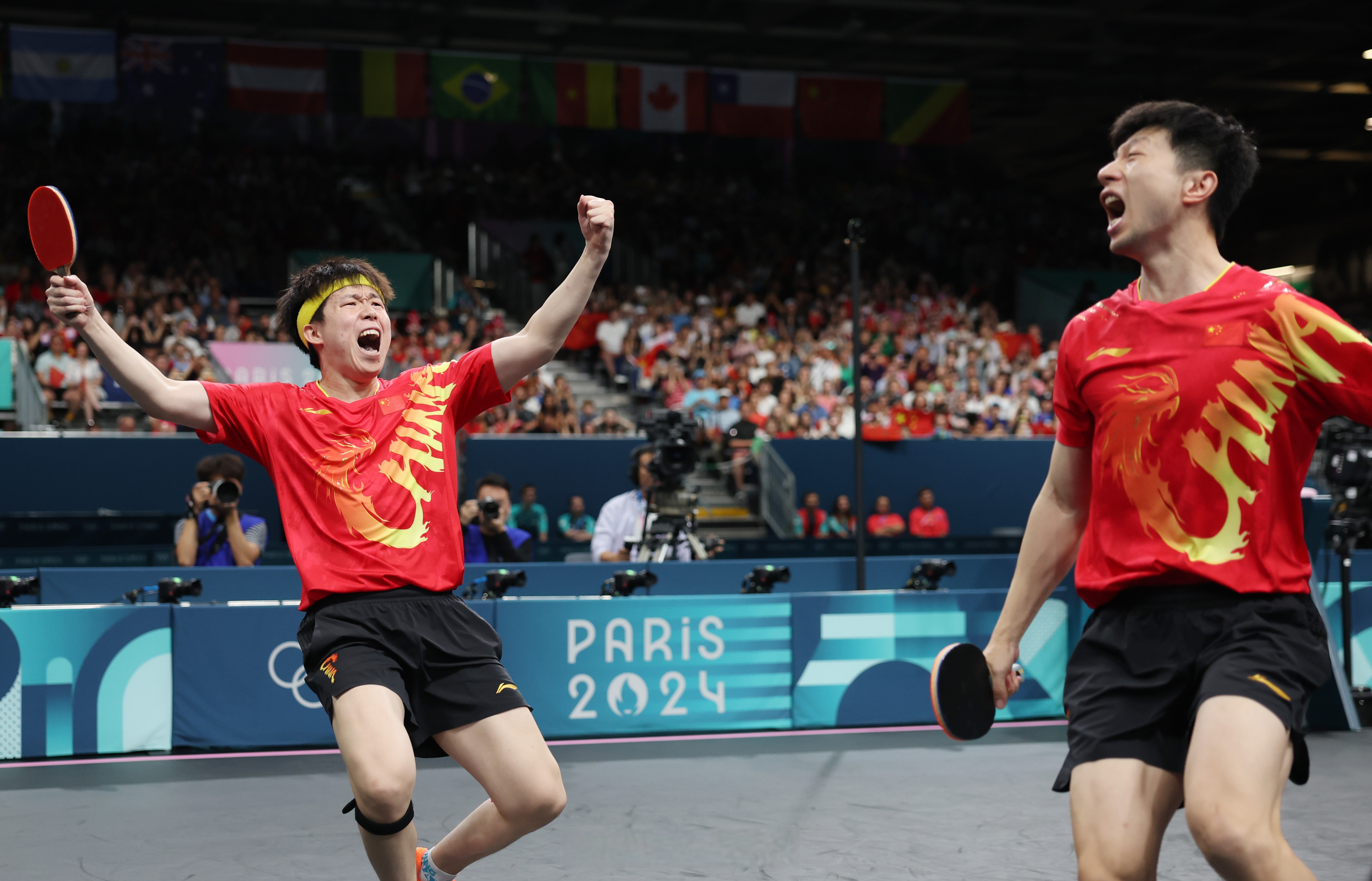 瑞典队横扫奥地利队，马龙统治全场