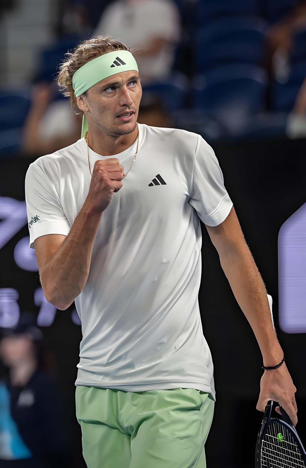 开云体育平台APP-温网完胜拉沃尔杯，兹维列夫高光表现