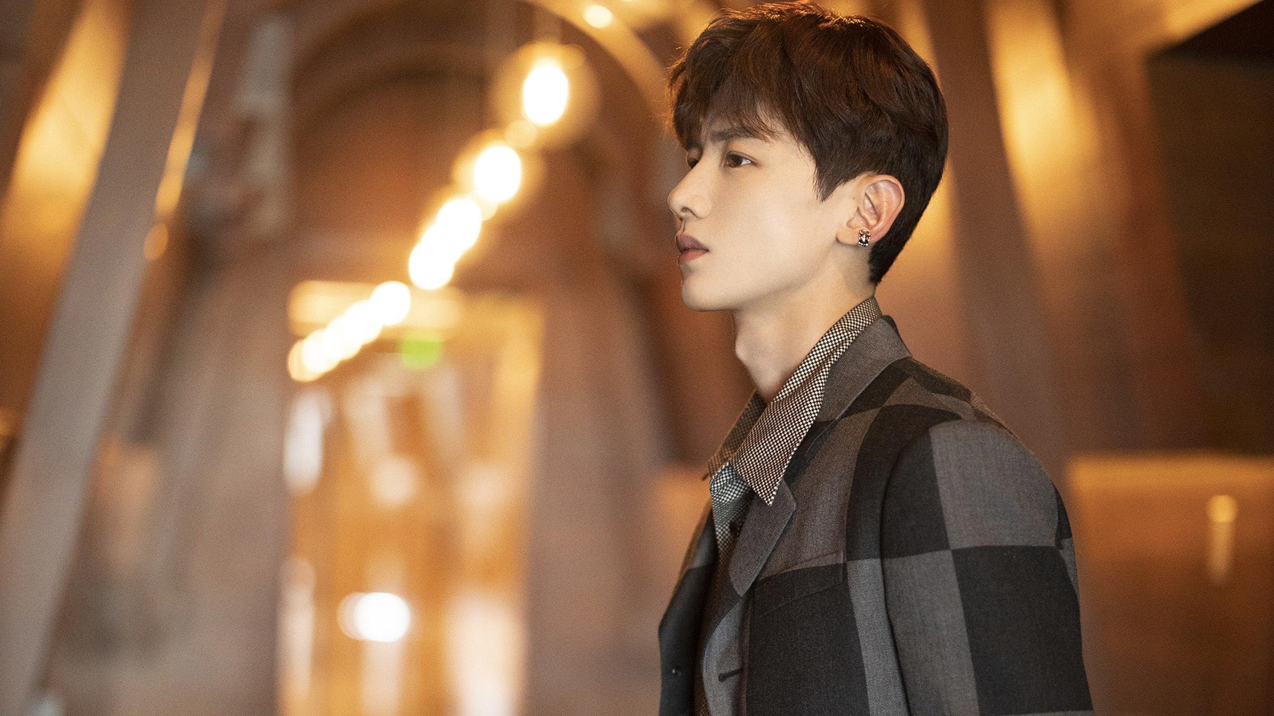 速度与谋略，当F1街道赛上演黄蜂围剿猛龙